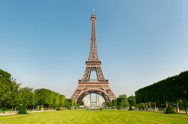 Eiffel Tower ticket visit photo